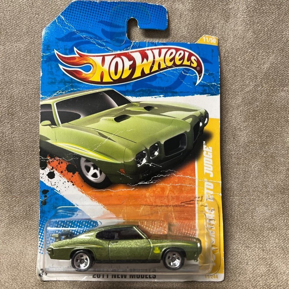 2011 HOT WHEELS HW SHOWROOM 70 Green PONTIAC GTO JUDGE